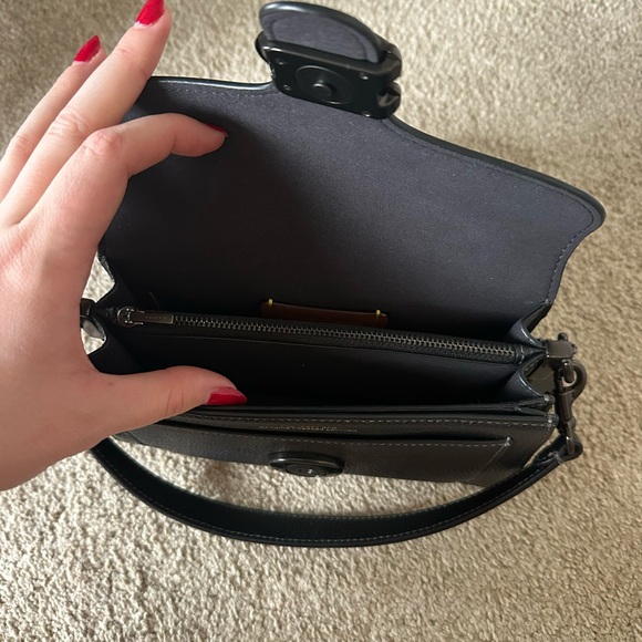 Coach Tabby 20 - Picture 2 of 8